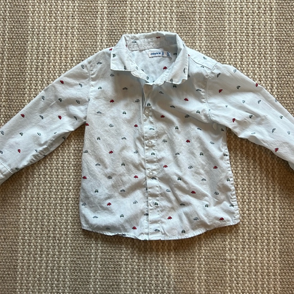 Long sleeve button down car print shirt